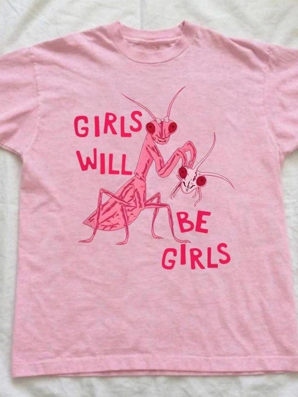 Gildan Pink Graphic Tee with Bold Hot Pink Praying Mantis Design